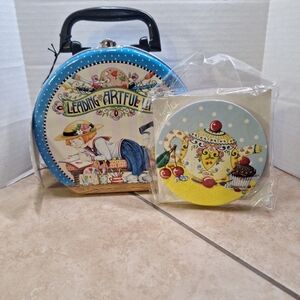 2002 Mary Engelbreit “Leading The Artful Life” Tin Lunch Box/Paper Coaster Set
